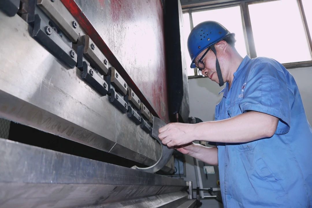 上榜了!郑矿机器发布6月份“优秀员工”榜单!